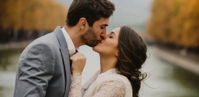 Sesje zdjęciowe dla par – romantyczne pomysły na zdjęcia w studio